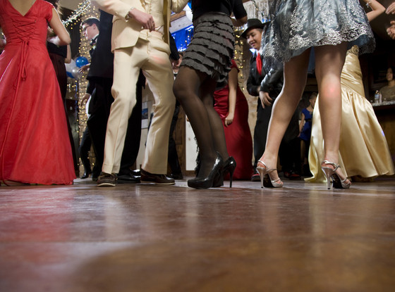 Prom, Dancing Prom, Dancing